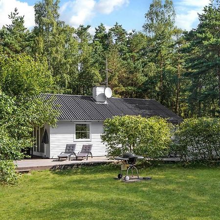 3 Bedroom Cozy Home In Nexo Exterior photo