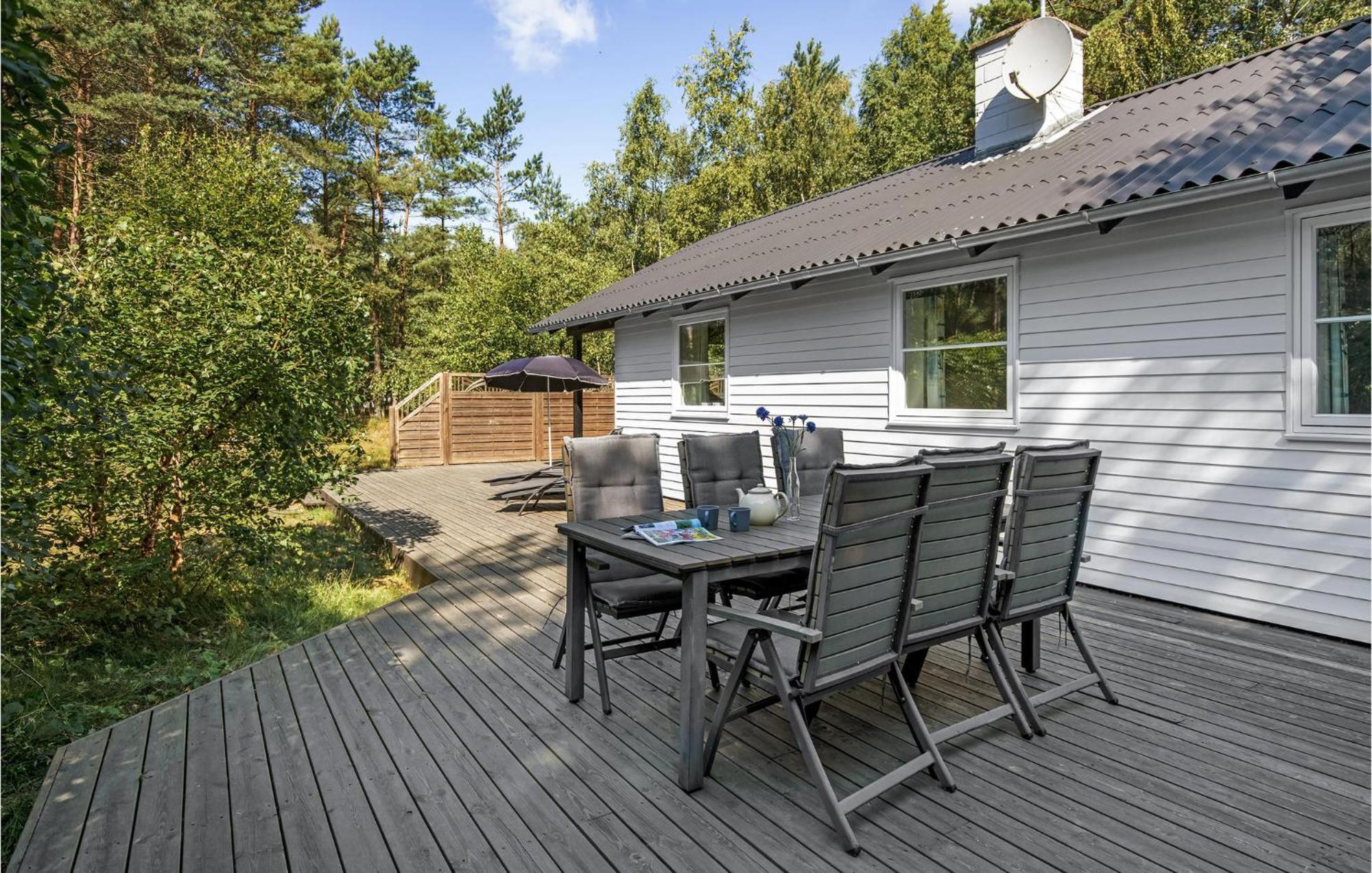 3 Bedroom Cozy Home In Nexo Exterior photo
